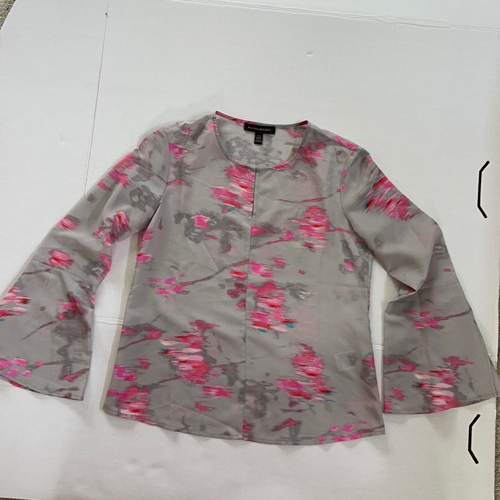 Banana Republic blouse